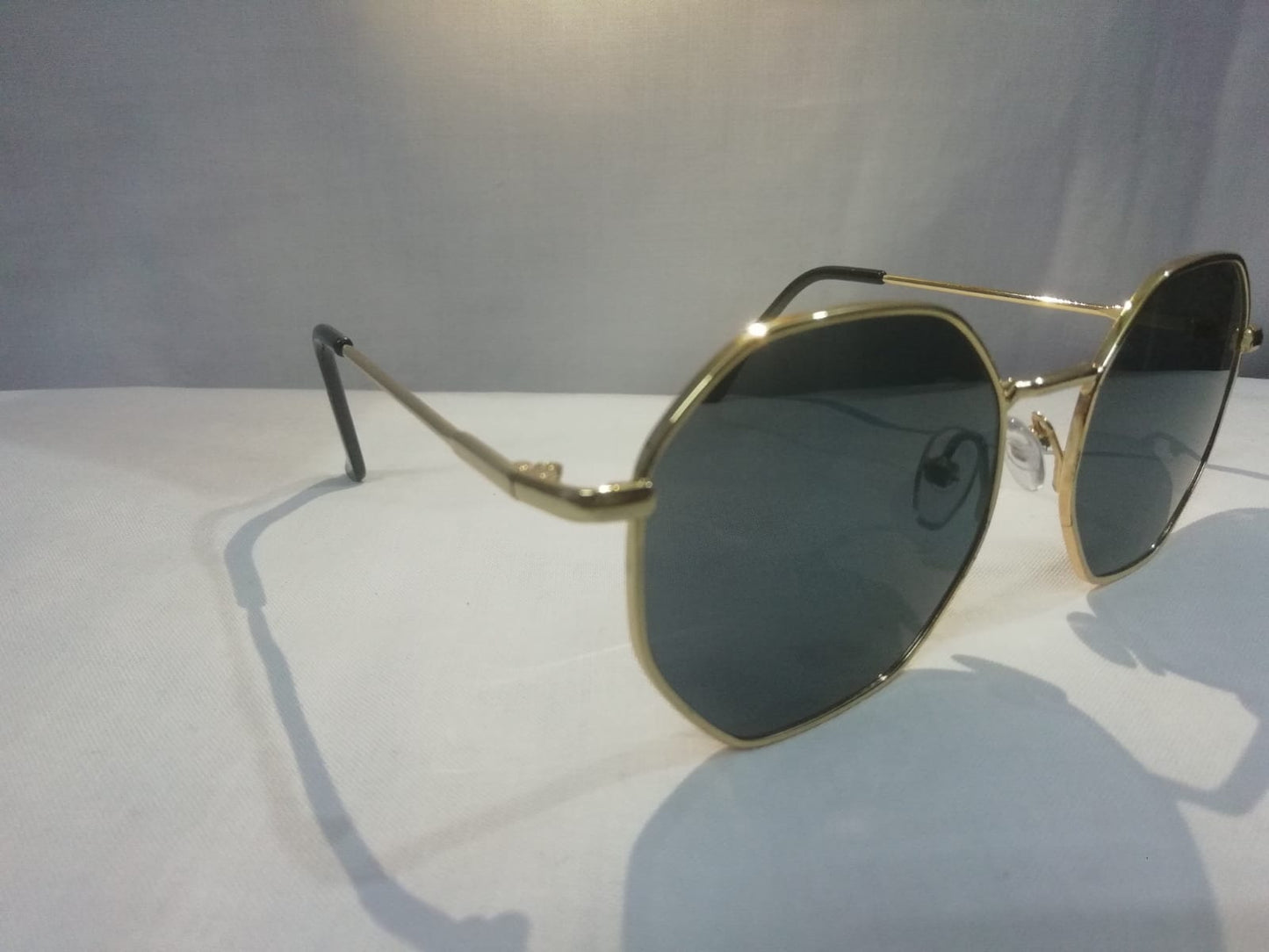 Golden Metal Frame Sunglasses