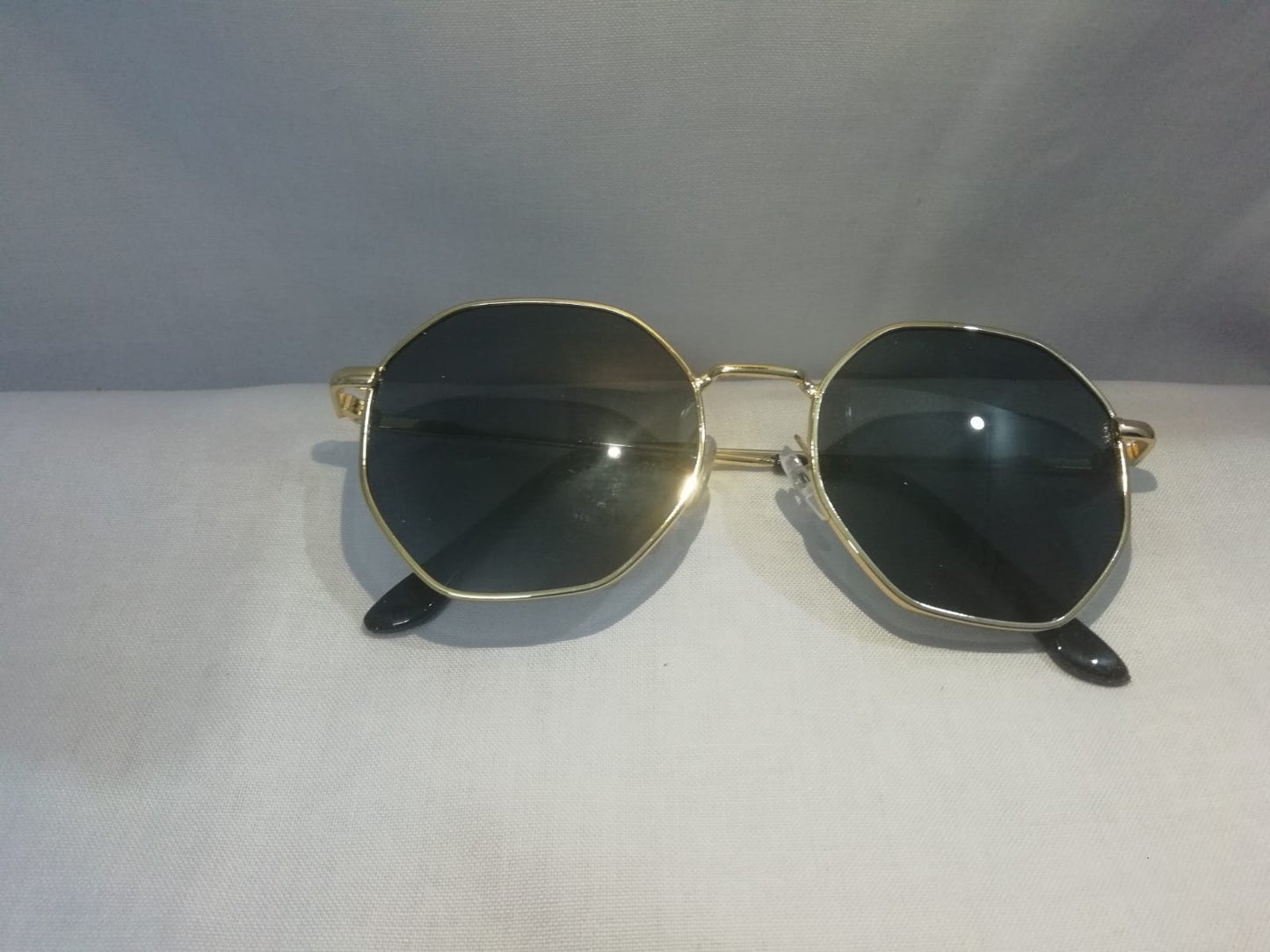 Golden Metal Frame Sunglasses