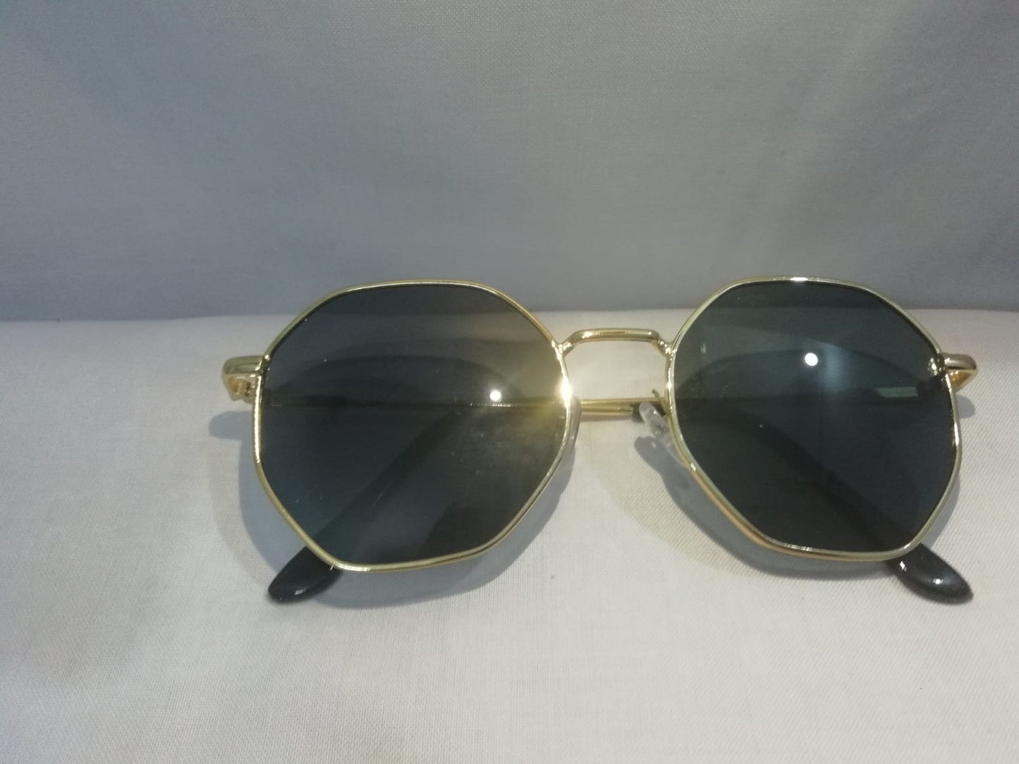 Golden Metal Frame Sunglasses