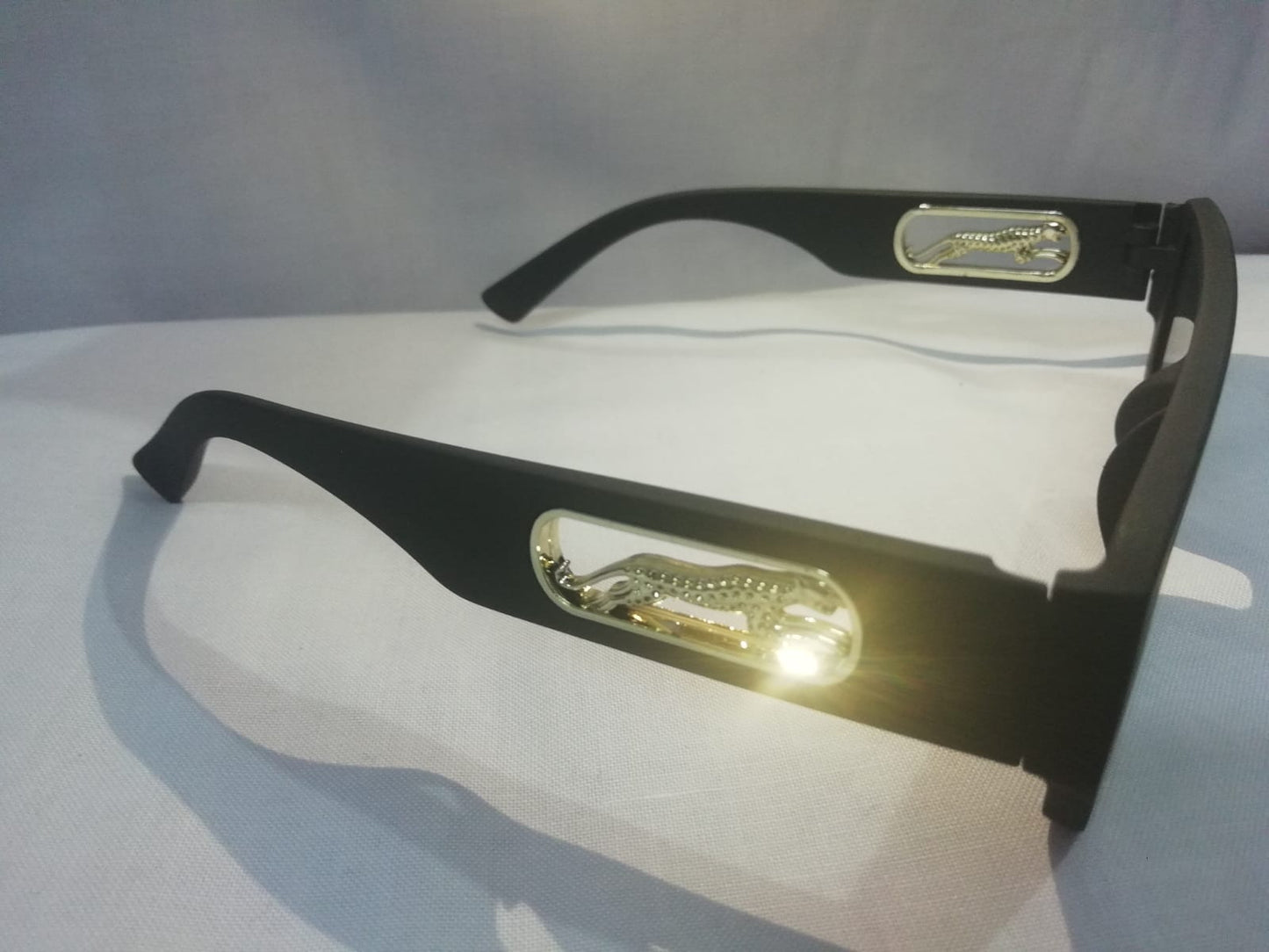 Jacquar Black Sunglasses – Bold, Modern, and Stylish