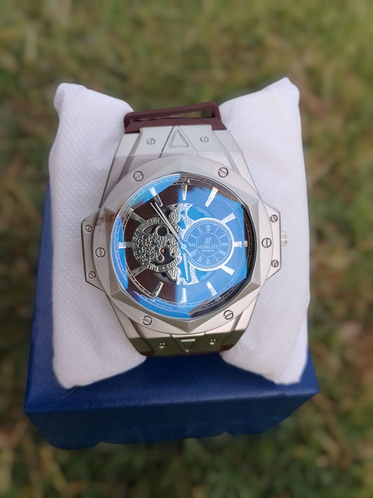 Men’s Hexagon Dial Strap Watch – Unique Design, Bold Style